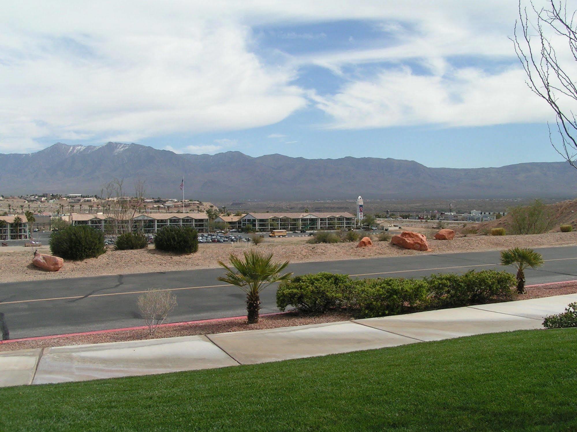 Mojave Edge Hotel Mesquite Bagian luar foto