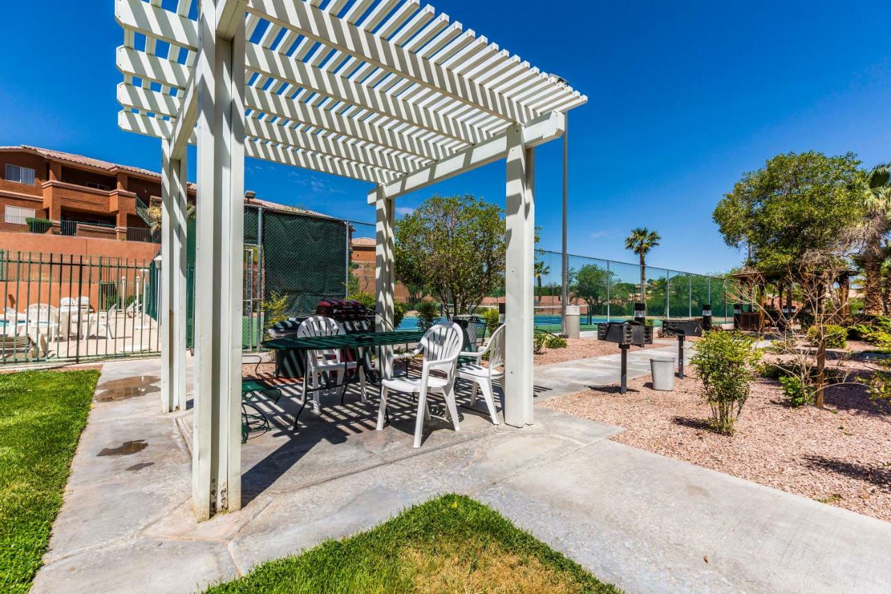 Mojave Edge Hotel Mesquite Bagian luar foto